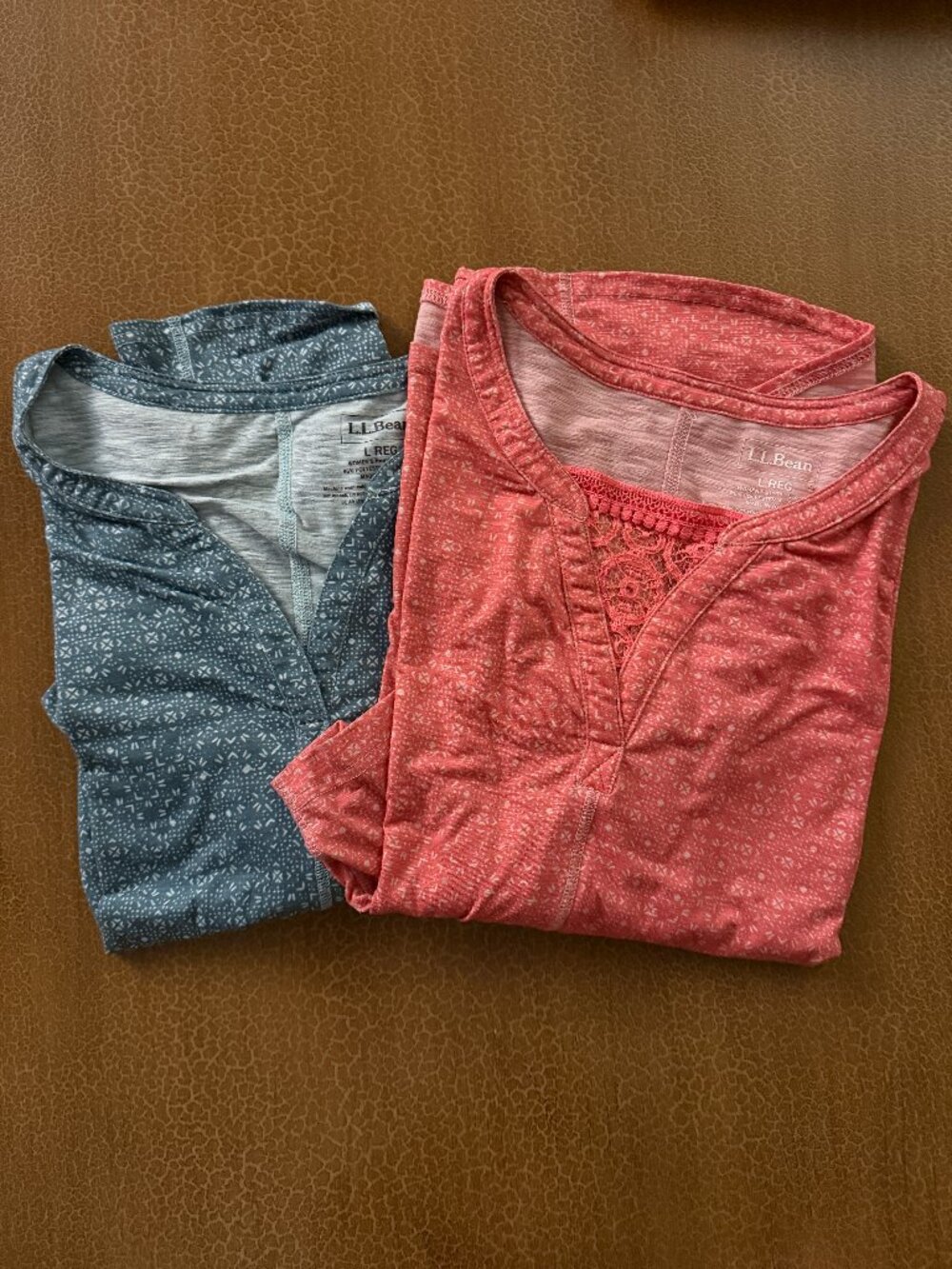 LL L.L. Bean Lot of 2 Lightweight Shirts Red & Green 3/4 Sleeve - Size Large